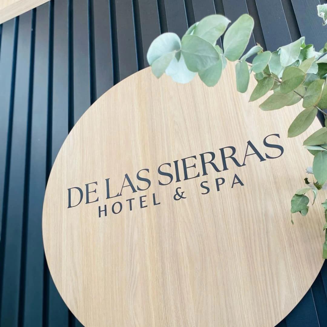 De Las Sierras Hotel